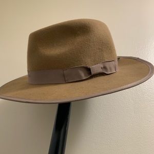 Peter Grimm Wool Beige Hat